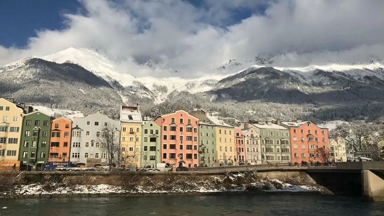 Family Apartment - Ferienwohnung Lanzi Innsbruck Österreich