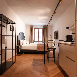 H5 Grauer Baer & Hotel apartamentowy